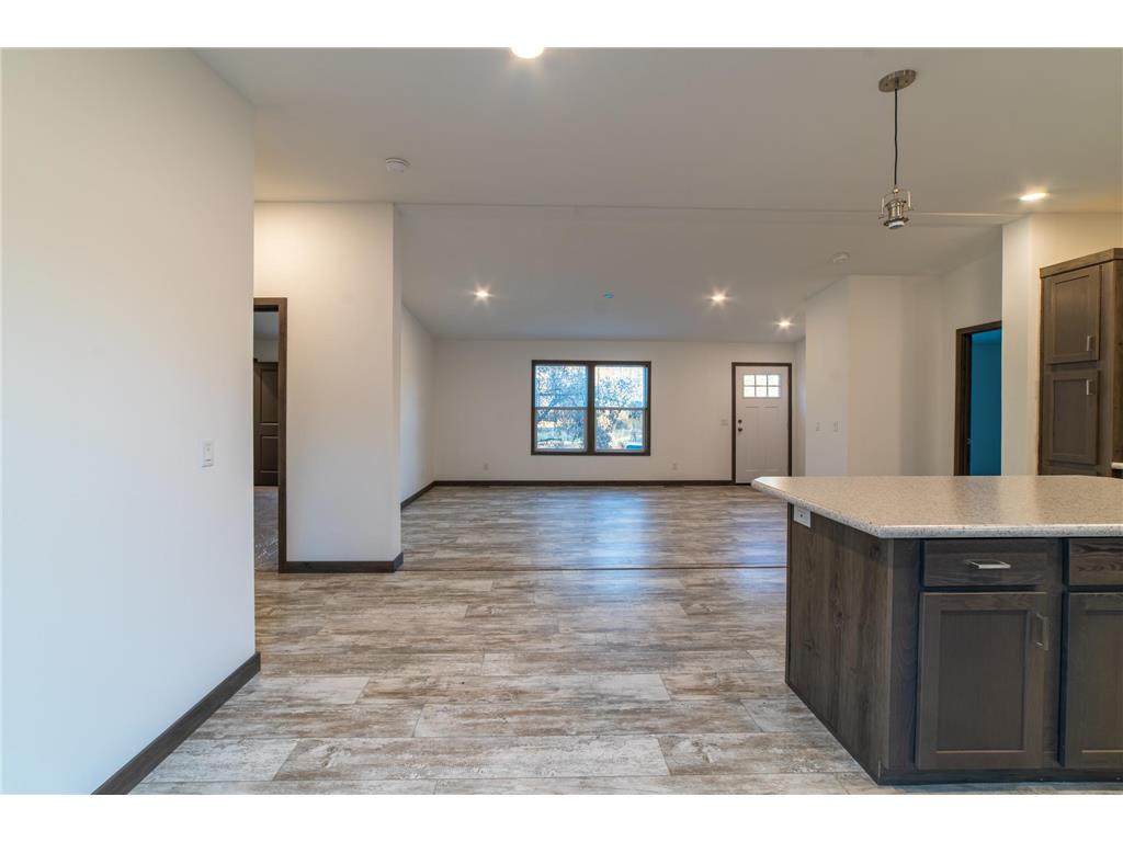 422 Court Avenue N Sandstone MN 55072 6816763 image21