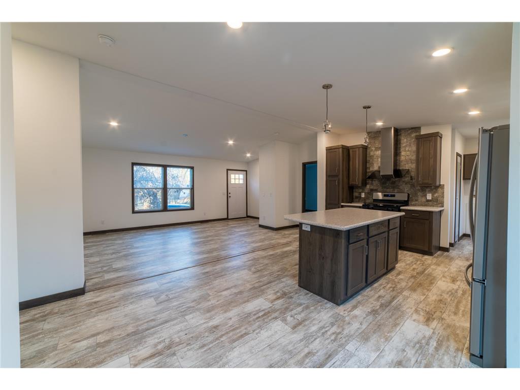 422 Court Avenue N Sandstone MN 55072 6816763 image8