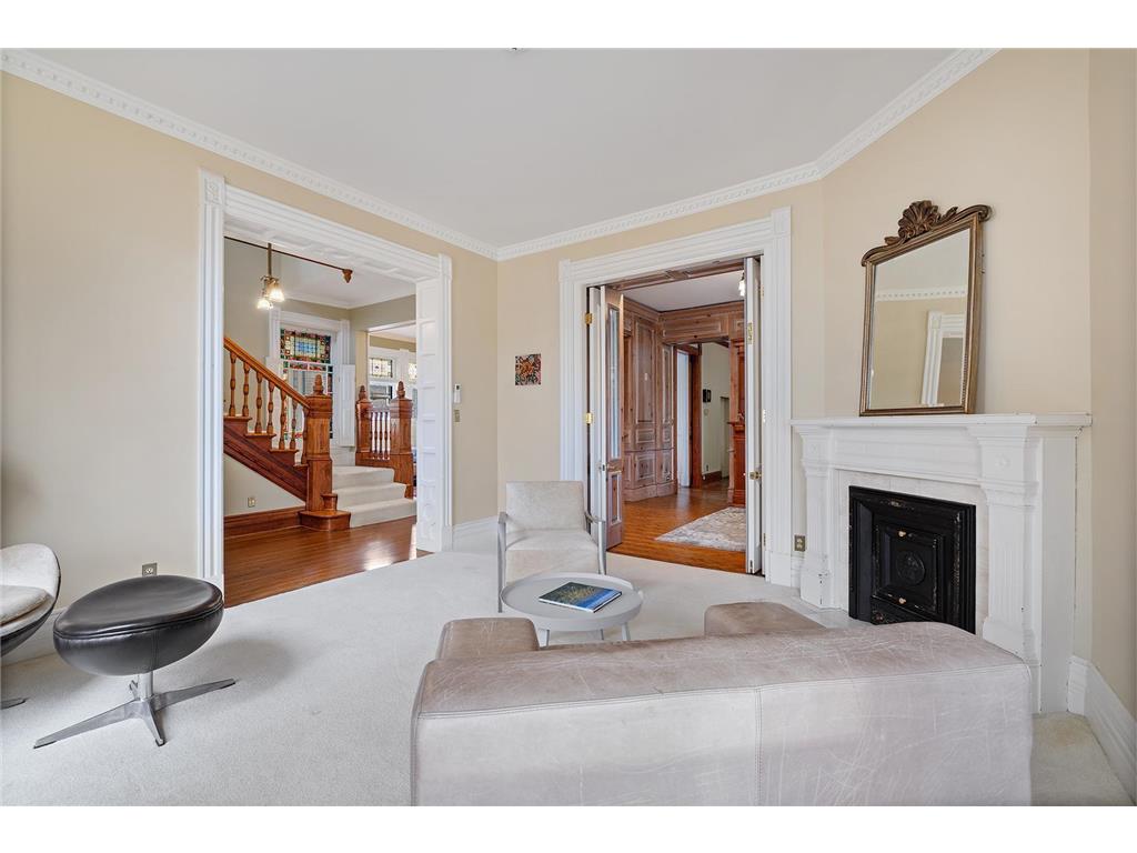 422 Laurel Avenue Saint Paul MN 55102 6777228 image11