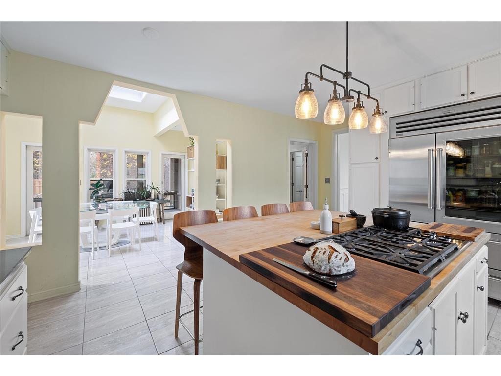 422 Laurel Avenue Saint Paul MN 55102 6777228 image20