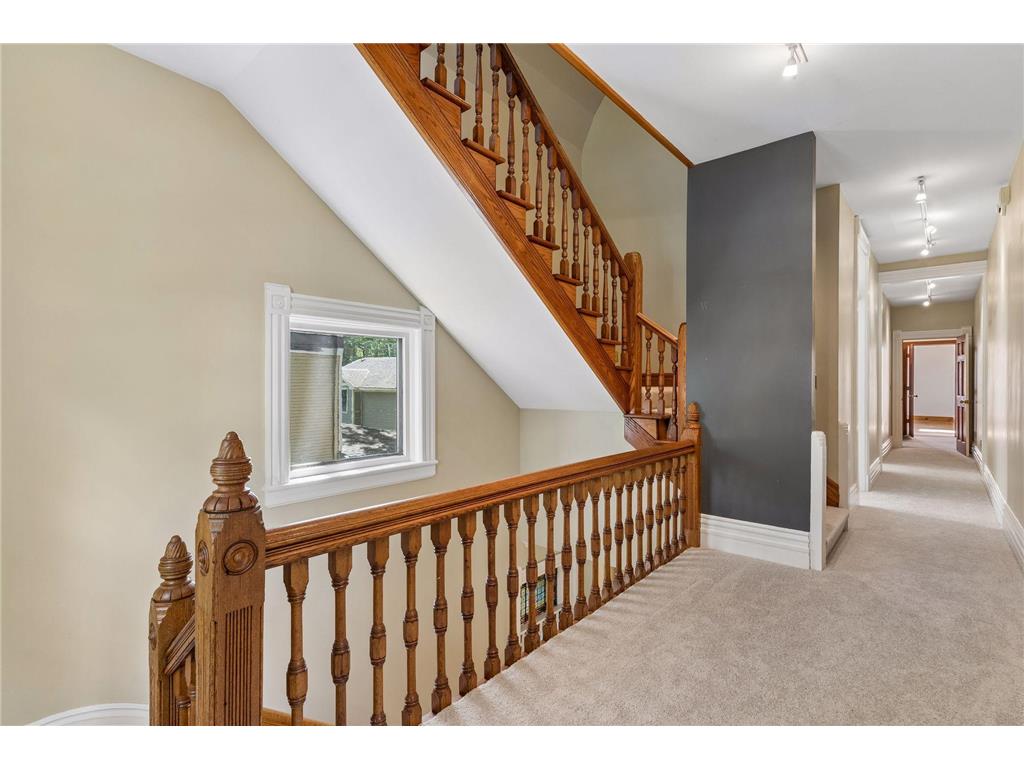 422 Laurel Avenue Saint Paul MN 55102 7106831 image44