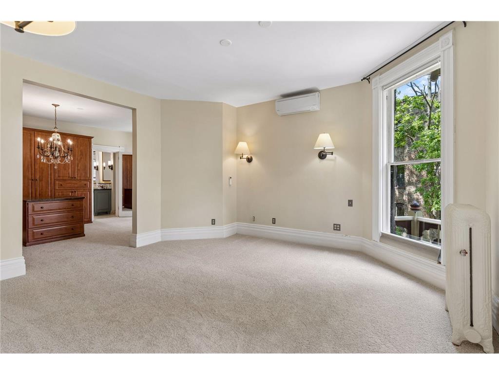 422 Laurel Avenue Saint Paul MN 55102 7106831 image46