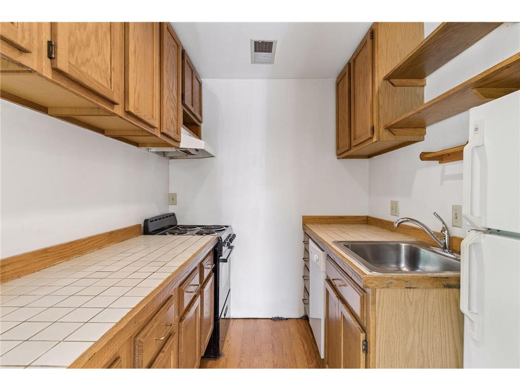 422 Laurel Avenue Saint Paul MN 55102 7106831 image61
