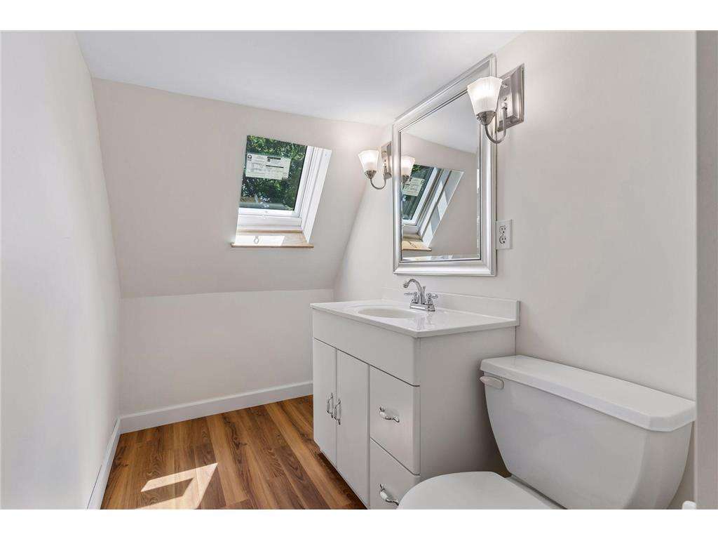 422 Laurel Avenue Saint Paul MN 55102 7106831 image69