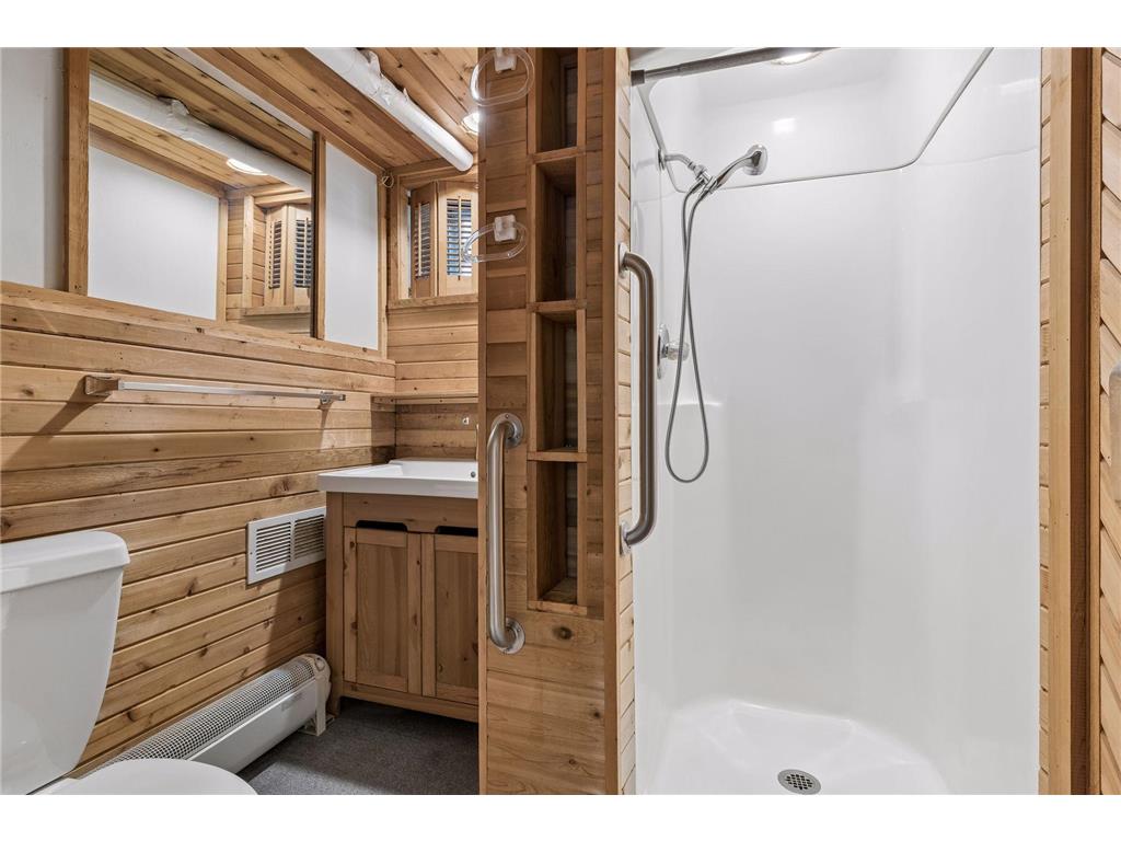 422 Laurel Avenue Saint Paul MN 55102 7106831 image79
