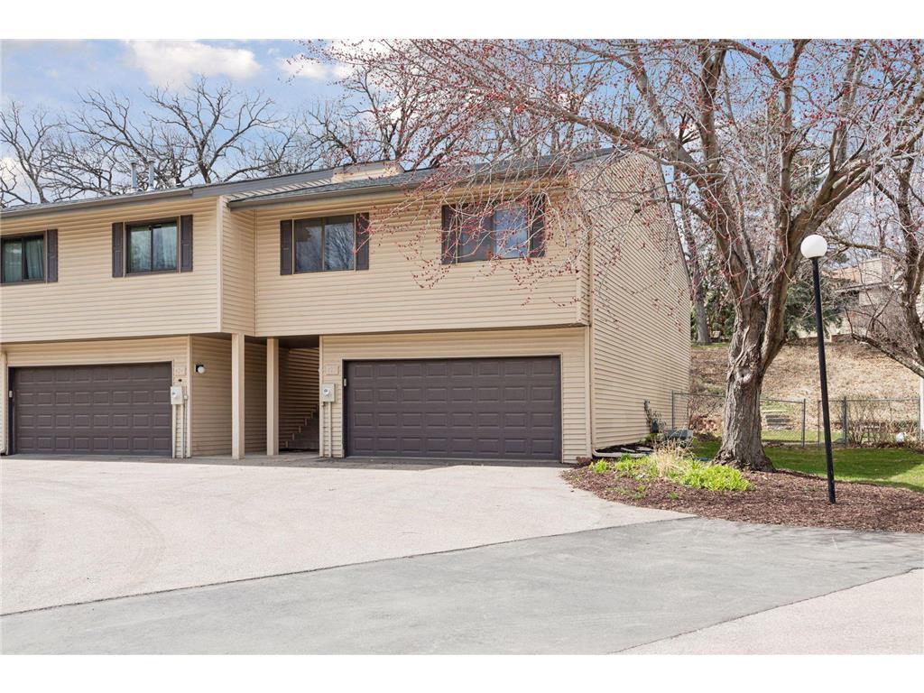 422 Pleasant Drive Hastings MN 55033 6532335 image1