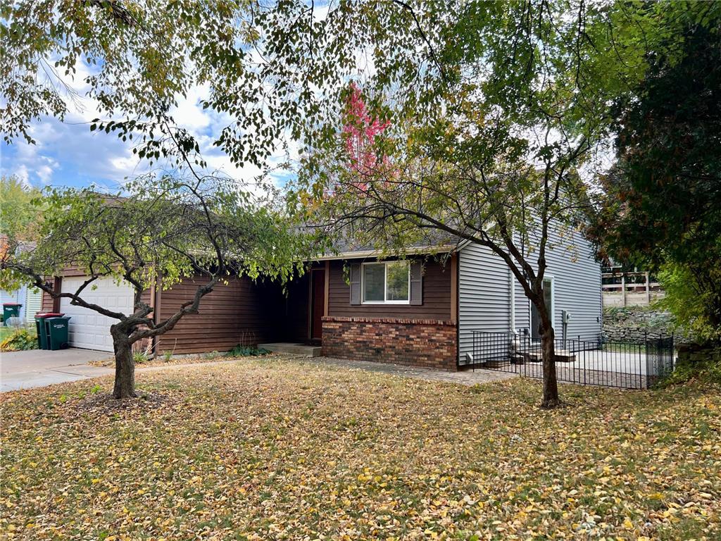 422 River Hills Road River Falls WI 54022 6611816 image1