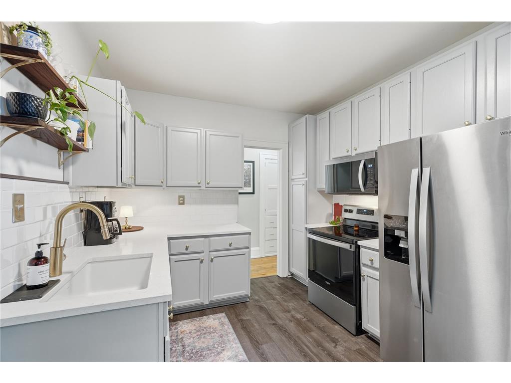 4220 Minnehaha Avenue Minneapolis MN 55406 7085546 image13