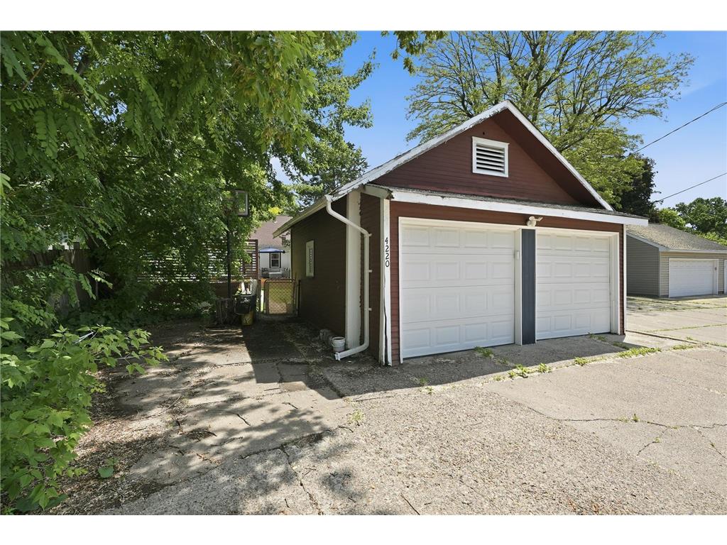 4220 Minnehaha Avenue Minneapolis MN 55406 7085546 image39