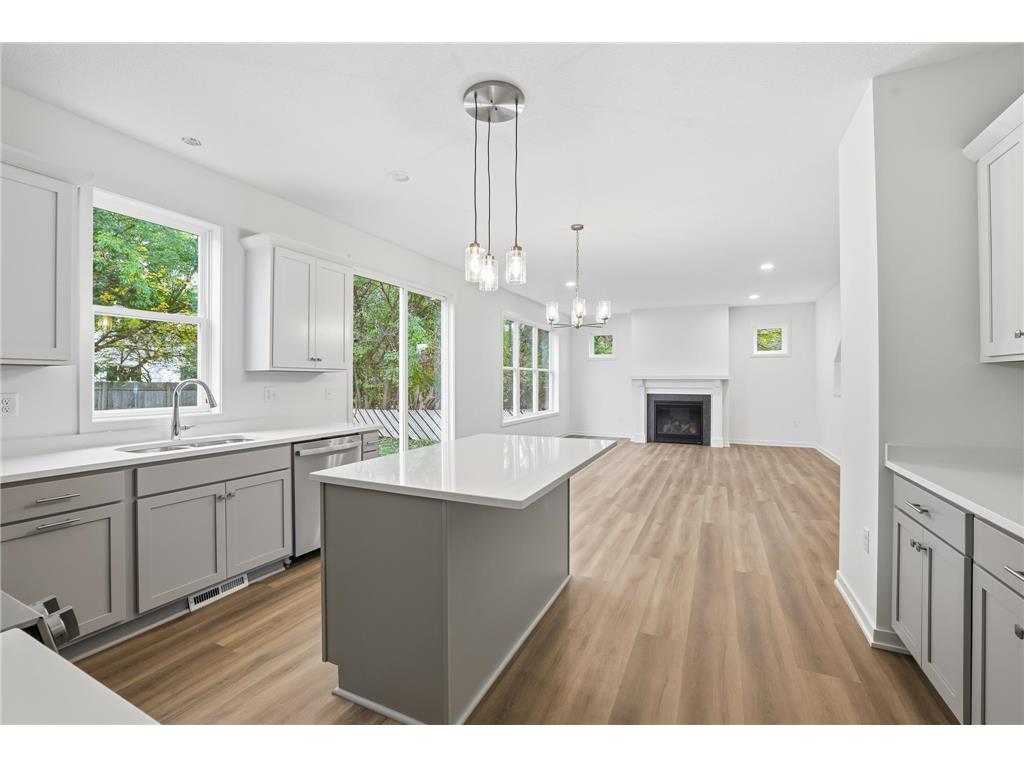 4220 Nevada Avenue N New Hope MN 55428 6815404 image2