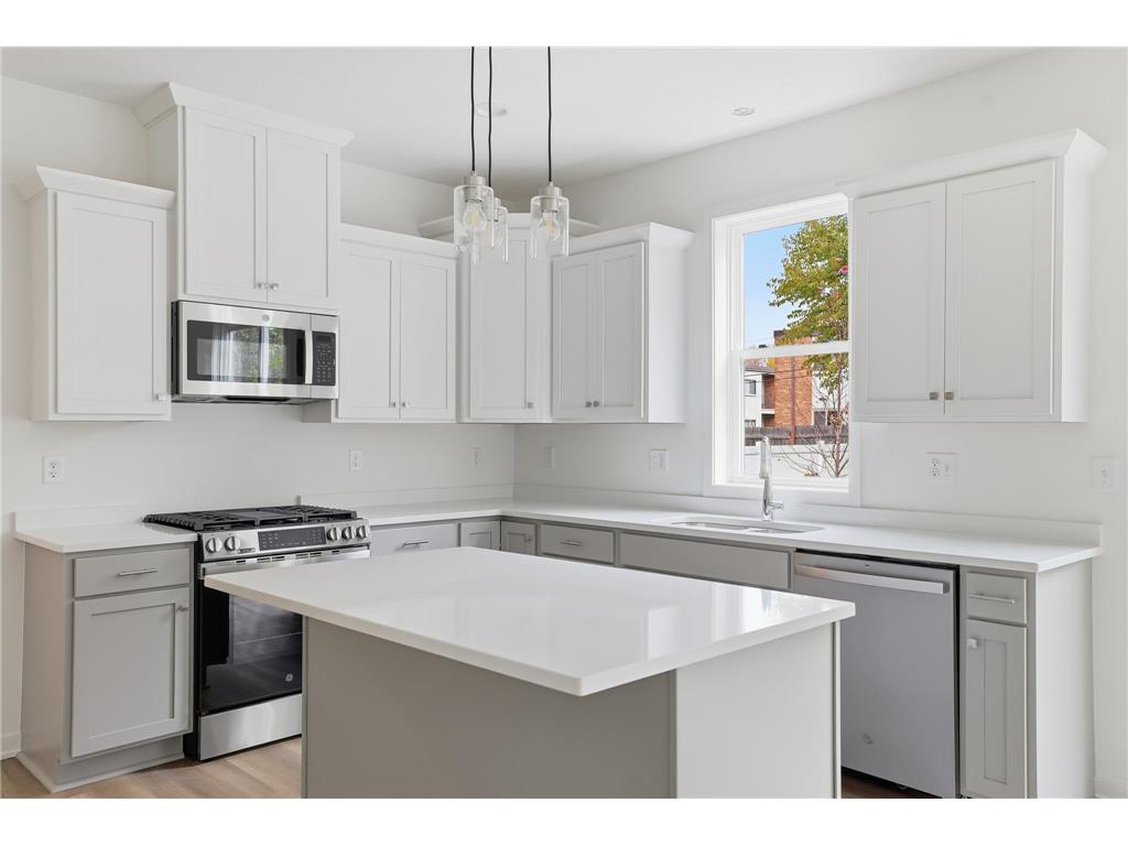 4220 Nevada Avenue N New Hope MN 55428 6815404 image29