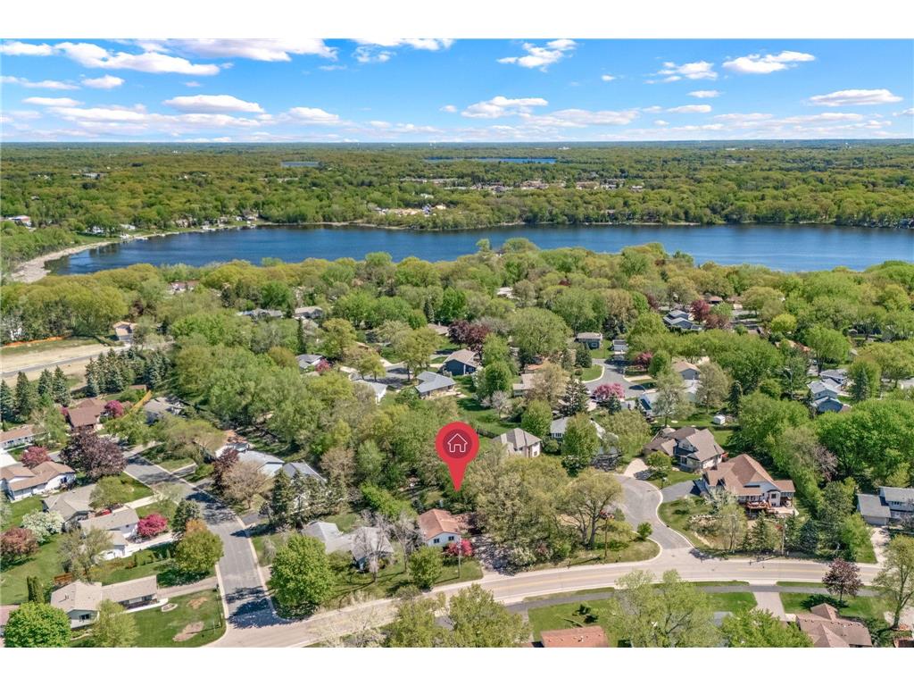 4220 Victoria Street N Shoreview MN 55126 7068000 image45