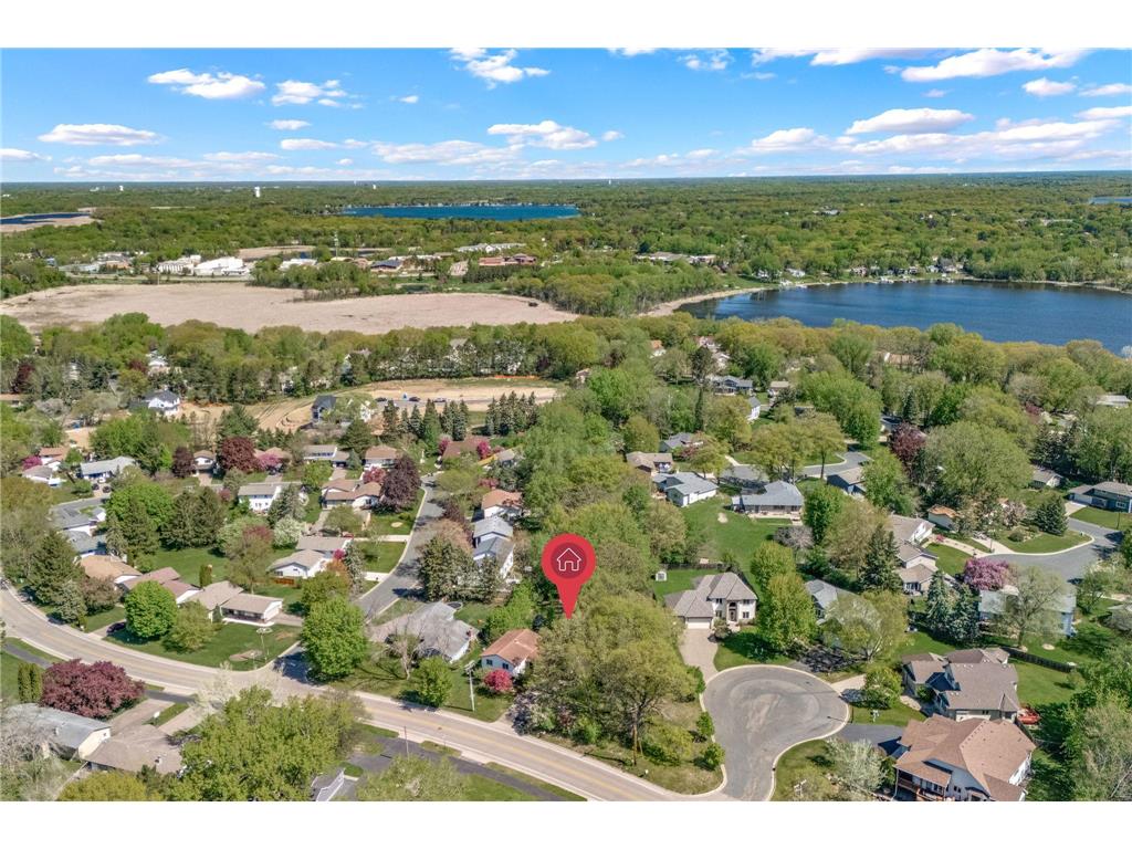 4220 Victoria Street N Shoreview MN 55126 7068000 image46