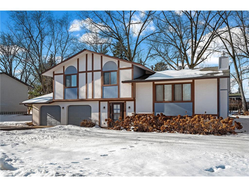4221 Edgemont Street Vadnais Heights MN 55127 7005993 image1