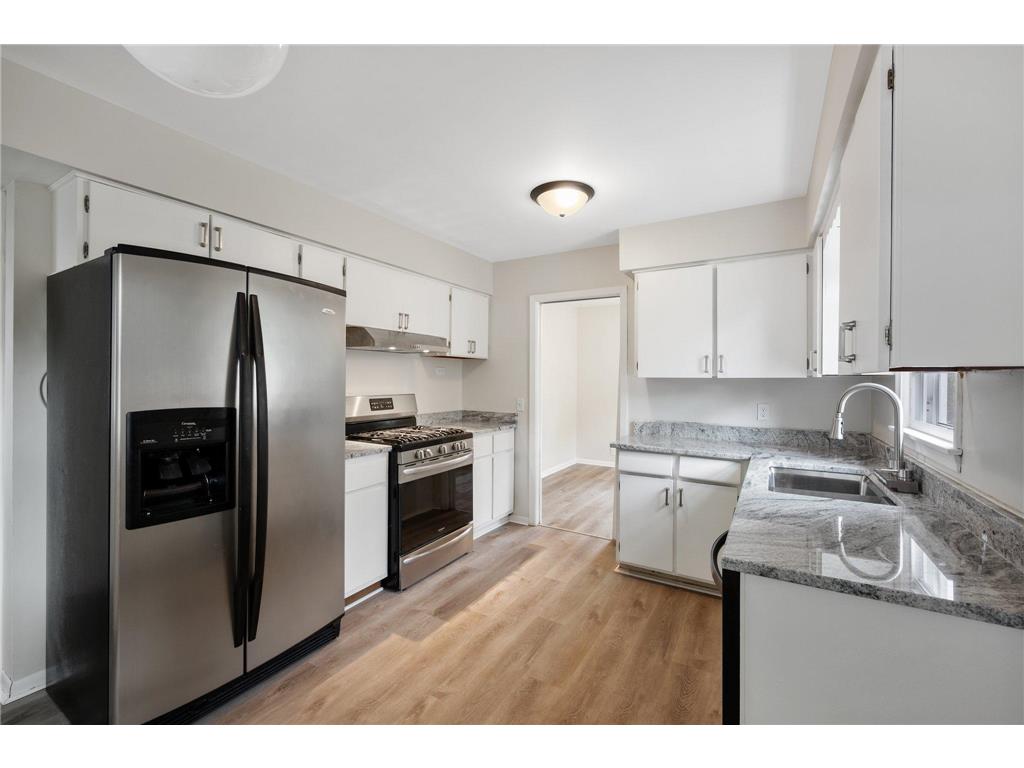 4221 Main Street NE Columbia Heights MN 55421 6579754 image1