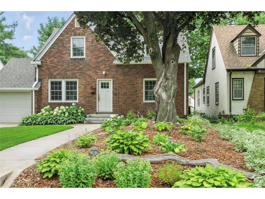 4221 Standish Avenue Minneapolis MN 55407 6760371 image1