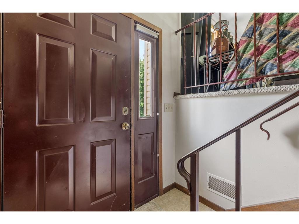4222 Bridgewood Terrace Vadnais Heights MN 55127 7082683 image3