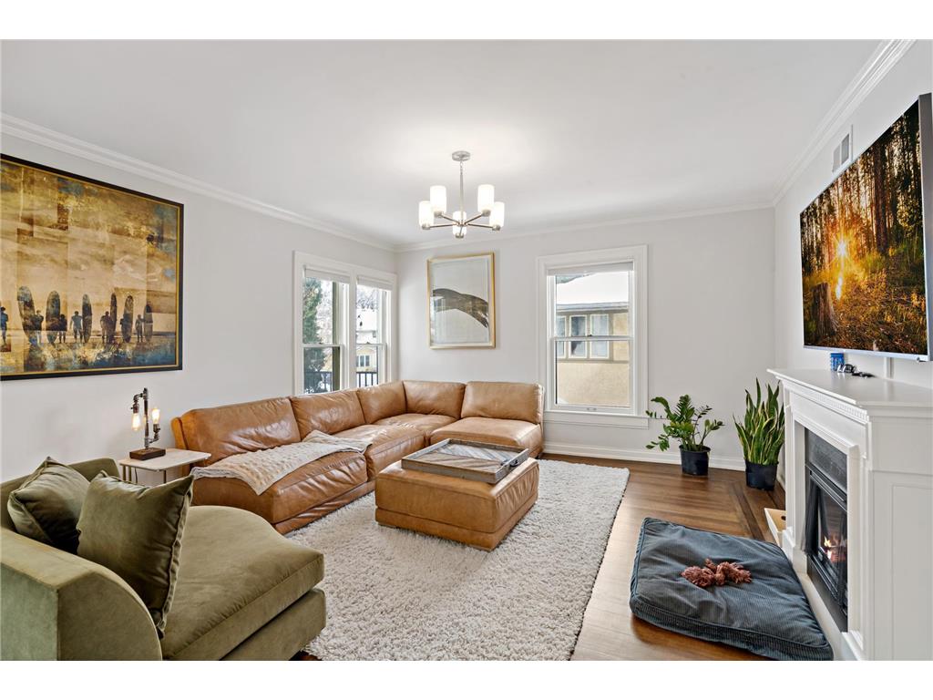 4223 Garfield Avenue Minneapolis MN 55409 6333375 image1