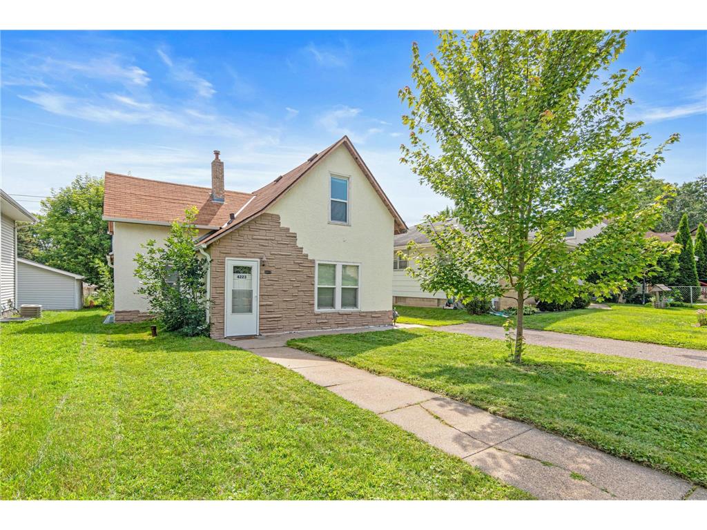 4223 Monroe Street NE Columbia Heights MN 55421 6755927 image1