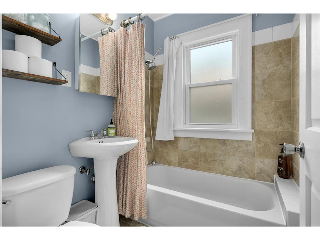 4224 45th Avenue S Minneapolis MN 55406 7077644 image16