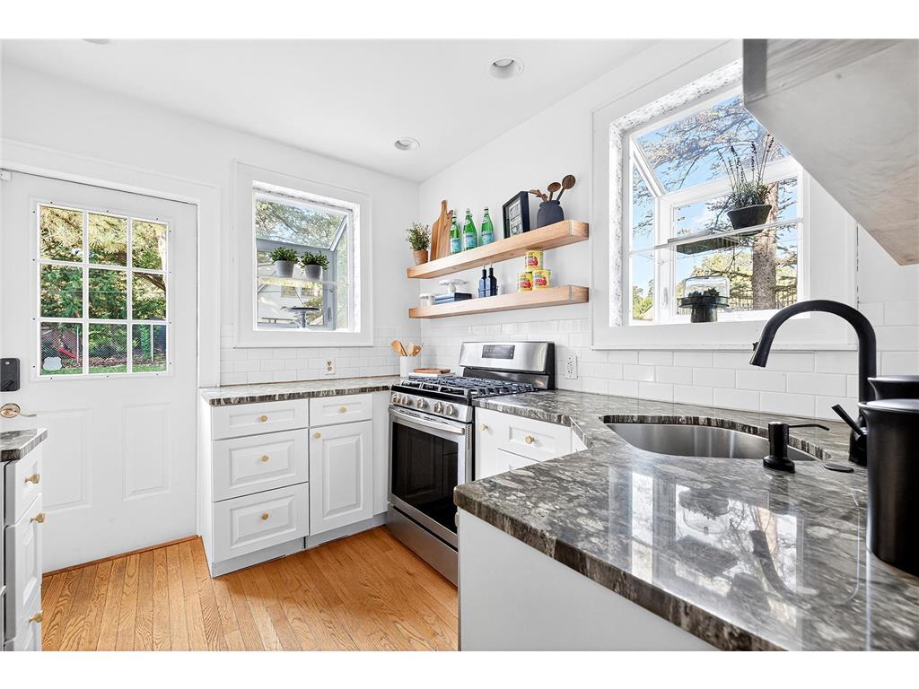 4224 Drew Avenue S Minneapolis MN 55410 6774883 image16