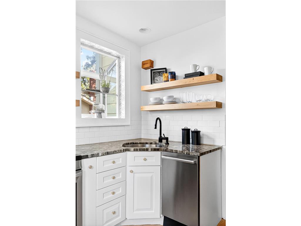 4224 Drew Avenue S Minneapolis MN 55410 6774883 image17