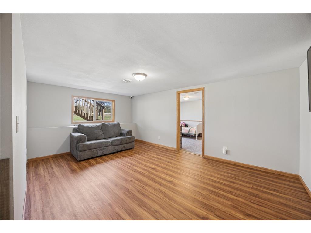 4225 124th Avenue Clear Lake MN 55319 7059334 image25