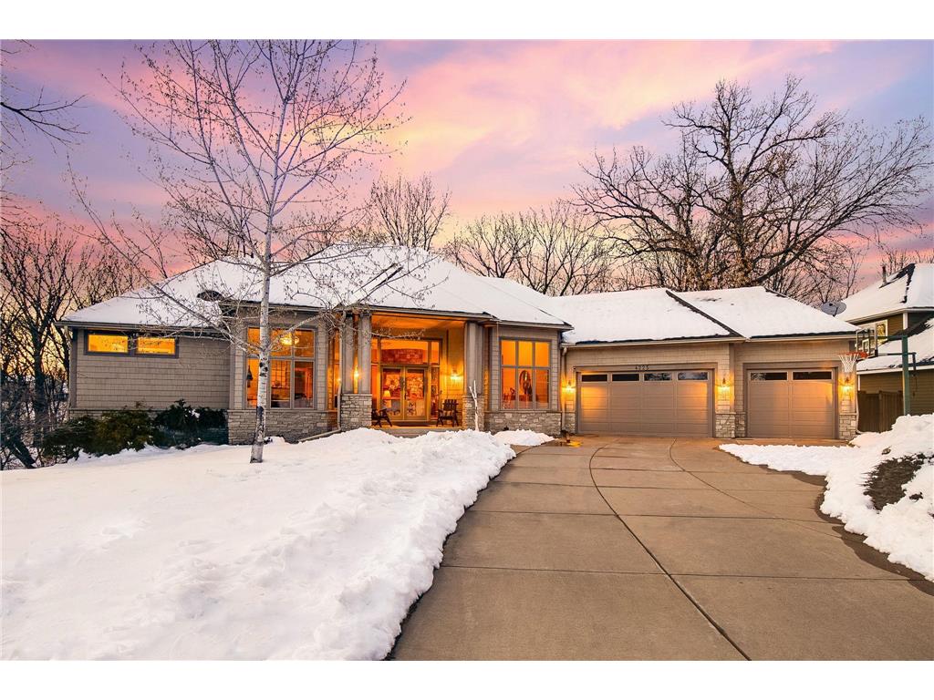 4225 Berkshire Court N Plymouth MN 55446 MLS: 6500359 Edina Realty 4225 Berkshire Court N Plymouth MN 55446 MLS: 6500359 Edina Realty