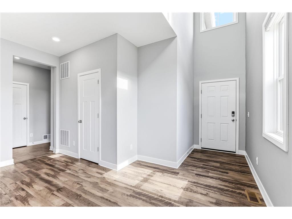 4225 Corn Silk Way Woodbury MN 55129 7088872 image4