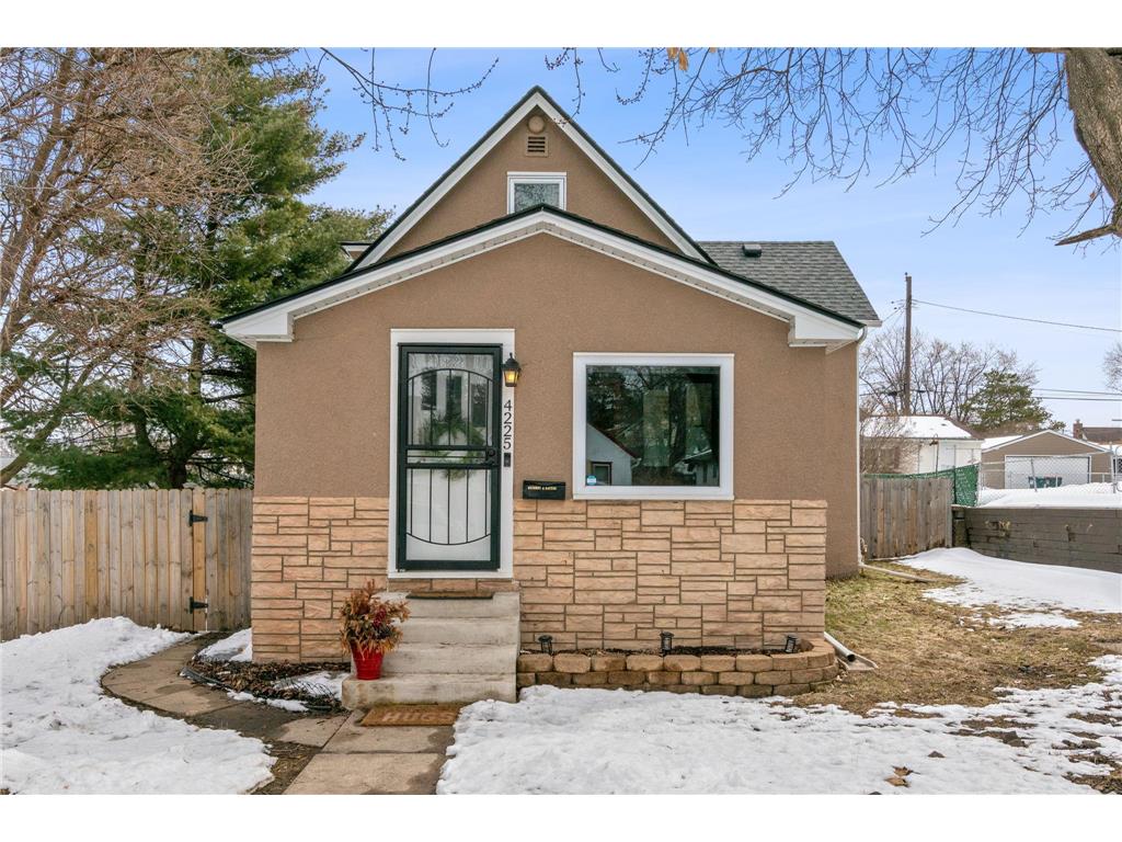 4225 Jackson Street NE Columbia Heights MN 55421 6330288 image1