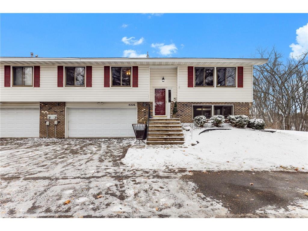 4226 Bridgewood Terrace Vadnais Heights MN 55127 7006610 image1