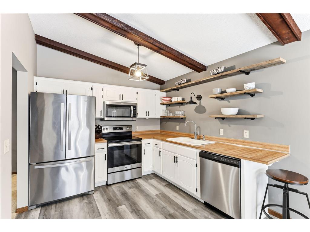 4226 Bridgewood Terrace Vadnais Heights MN 55127 7006610 image9