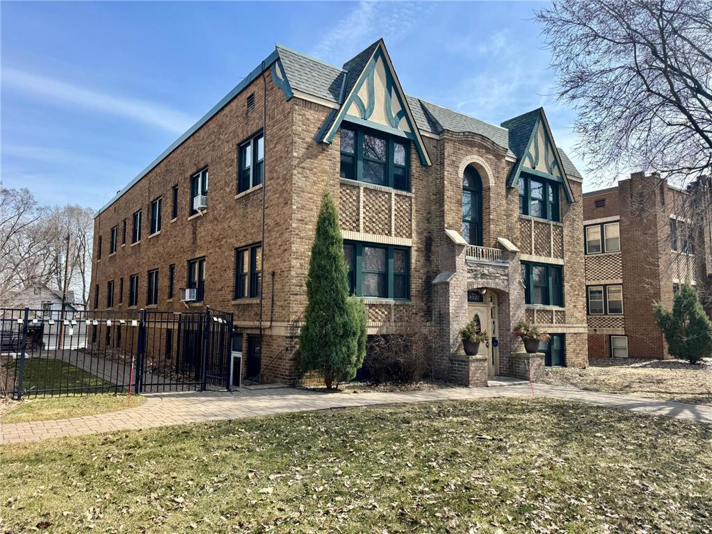 4227 Nicollet Avenue #1 Minneapolis MN 55409 7045929 image2