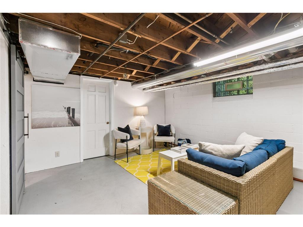 4227 Washburn Avenue N Minneapolis MN 55412 7088937 image25