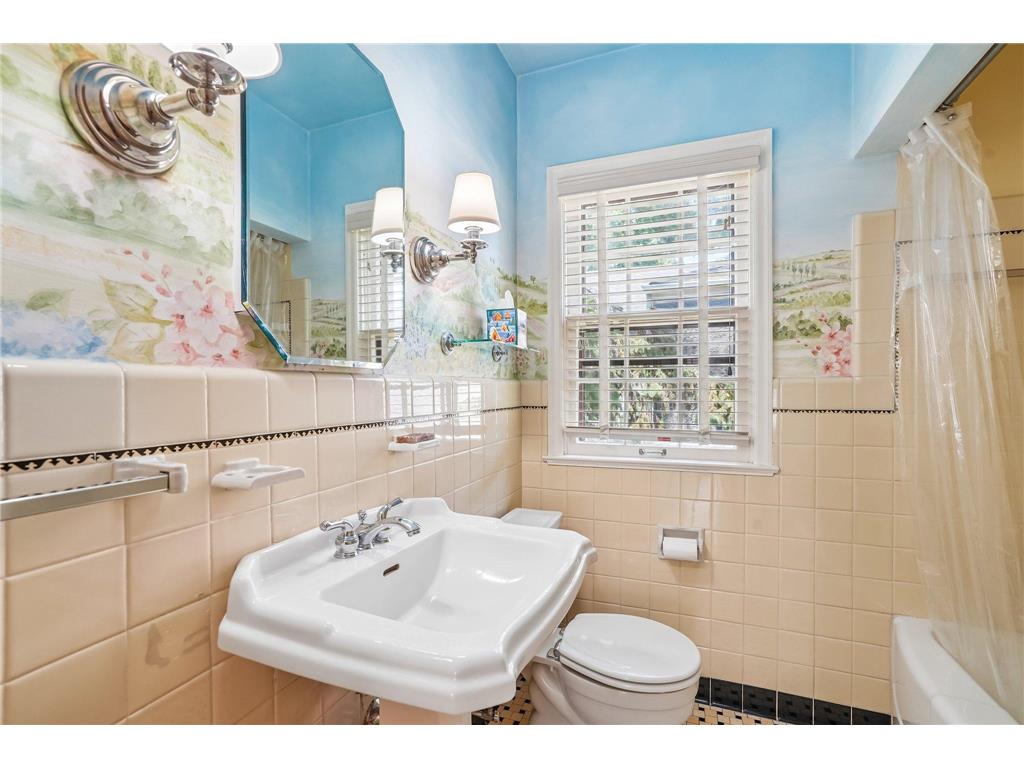4227 York Avenue N Robbinsdale MN 55422 7081598 image19