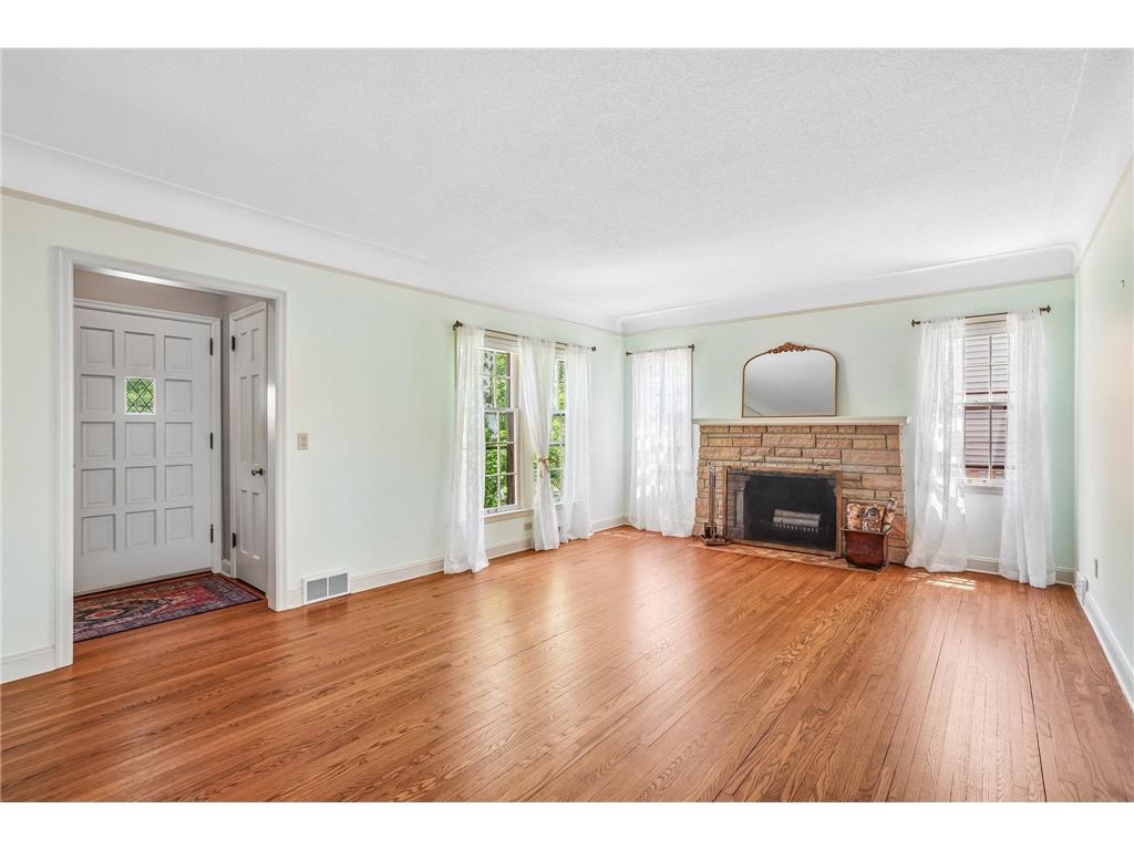 4227 York Avenue N Robbinsdale MN 55422 7081598 image5