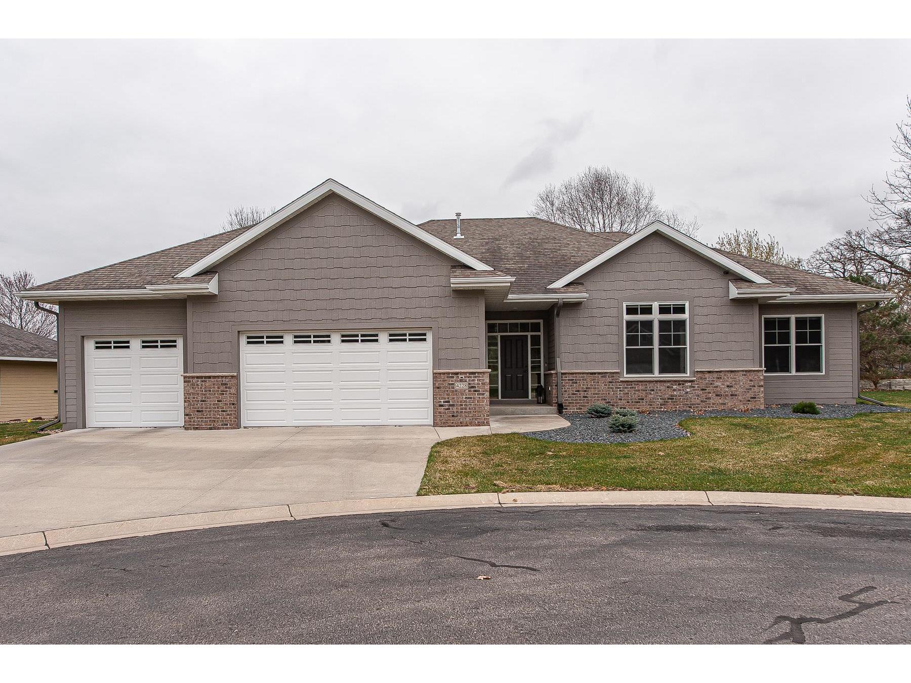 4228 Autumn View Lane SW, Rochester, MN, 55902 MLS 5734051 Edina