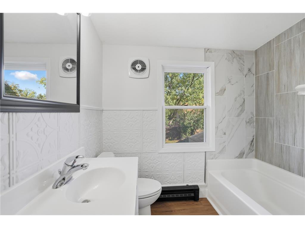 4228 Halifax Avenue N Robbinsdale MN 55422 6804361 image11