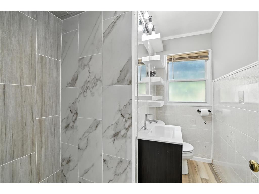 4228 Halifax Avenue N Robbinsdale MN 55422 6804361 image13