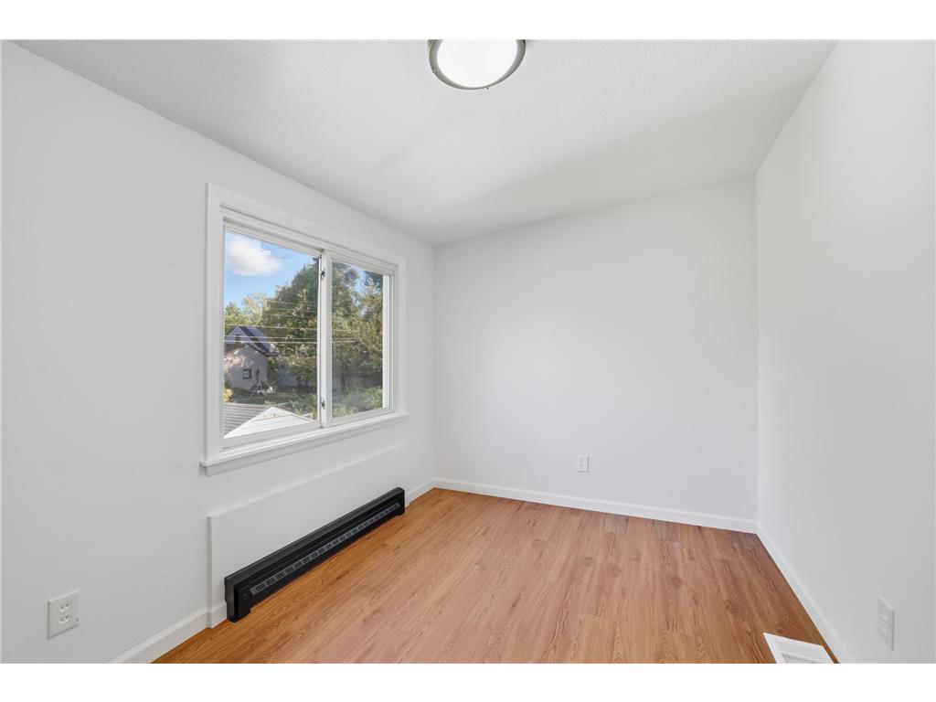 4228 Halifax Avenue N Robbinsdale MN 55422 6804361 image23