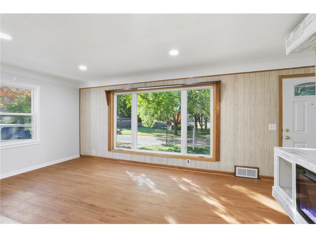 4228 Halifax Avenue N Robbinsdale MN 55422 6804361 image4