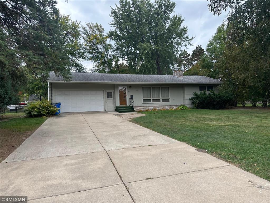 423 10th Avenue SW Cambridge MN 55008 6449802 image1