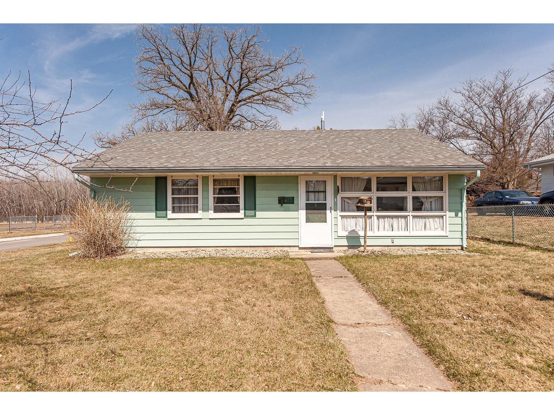 423 2nd Street NW, Stewartville, MN 55976 MLS 5732845 Edina Realty