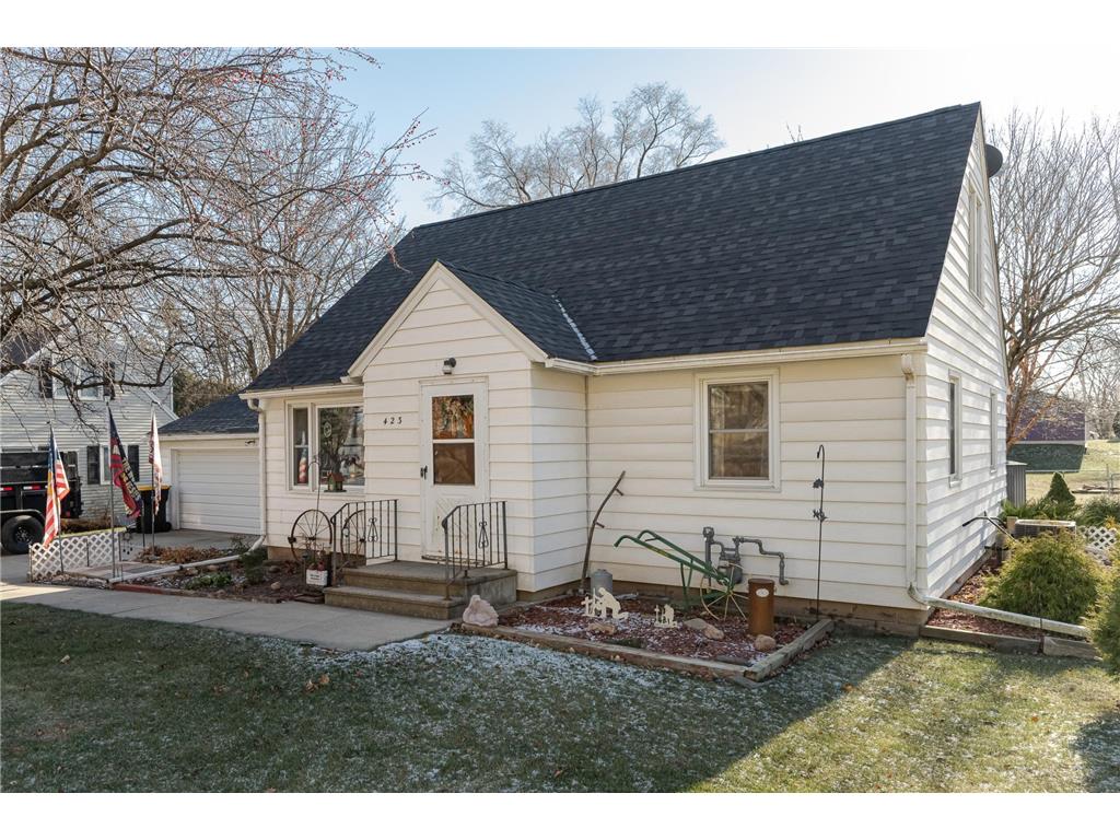 423 2nd Street SW Pine Island MN 55963 6638425 image1