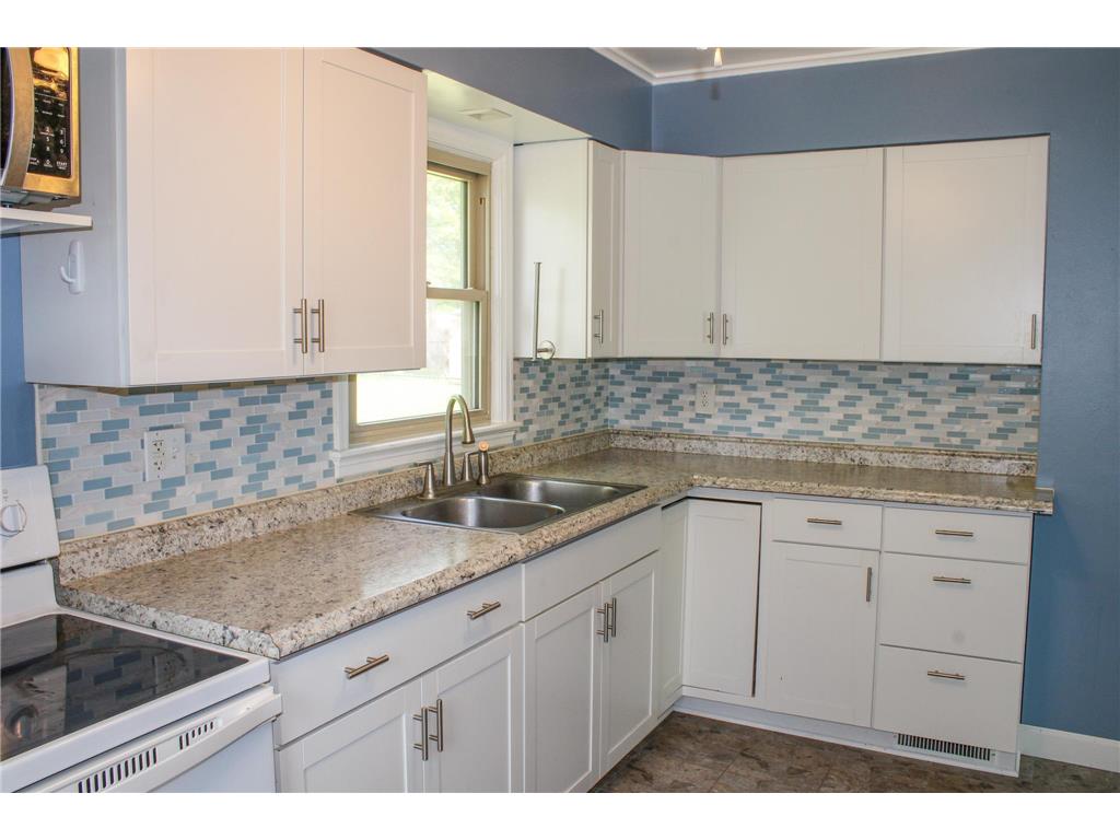423 38th Street E Hibbing MN 55746 7084897 image19