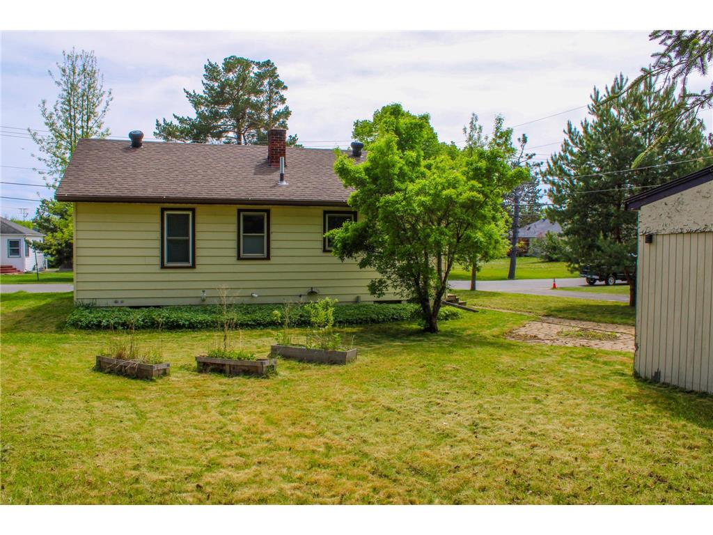 423 38th Street E Hibbing MN 55746 7084897 image32