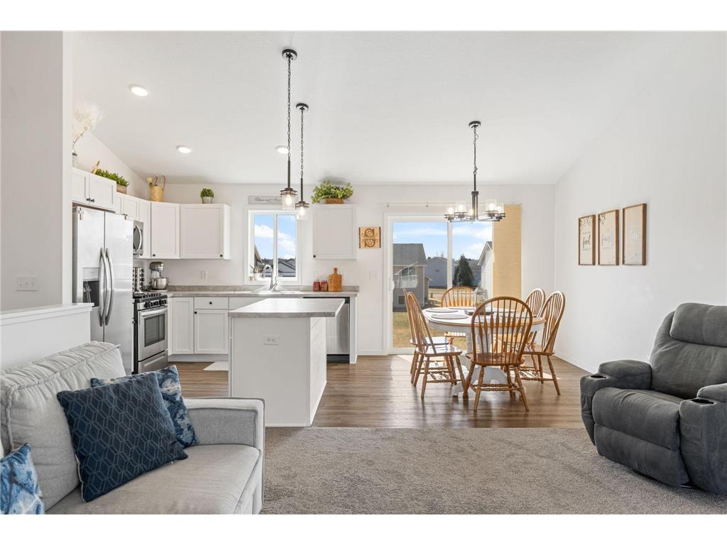 423 Eagle Street NW Isanti MN 55040 7073741 image8