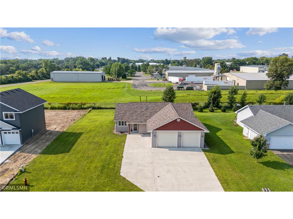 423 Highland Drive Ellsworth WI 54011 6577481 image1