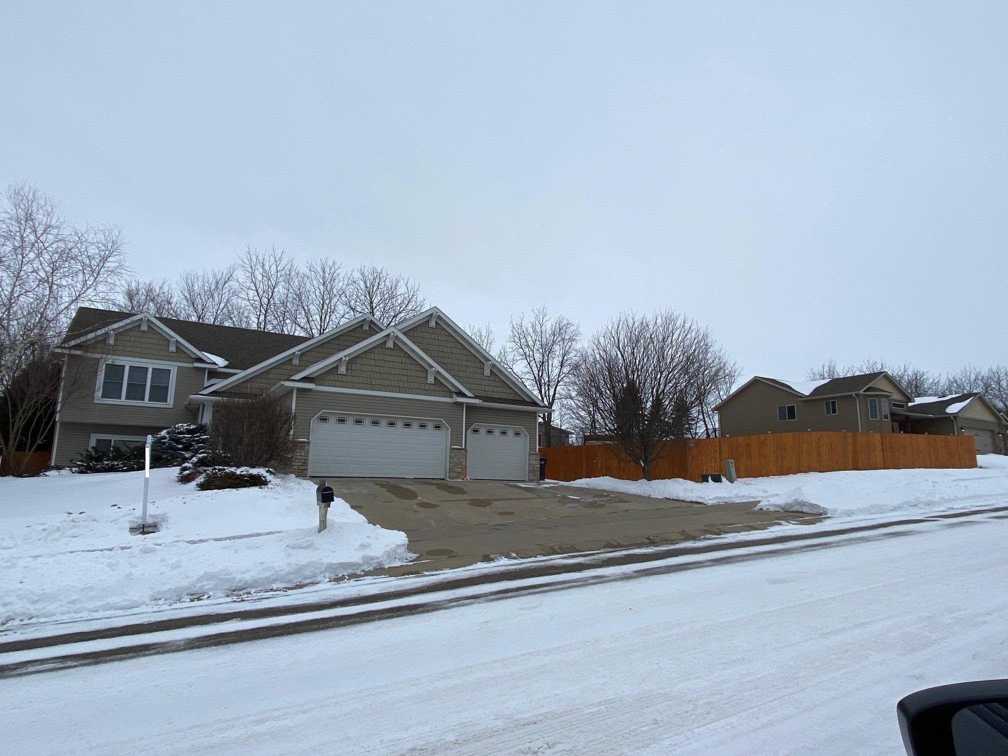 423 Manor Ridge Drive NW, Rochester, MN, 55901 MLS 6142580 Edina