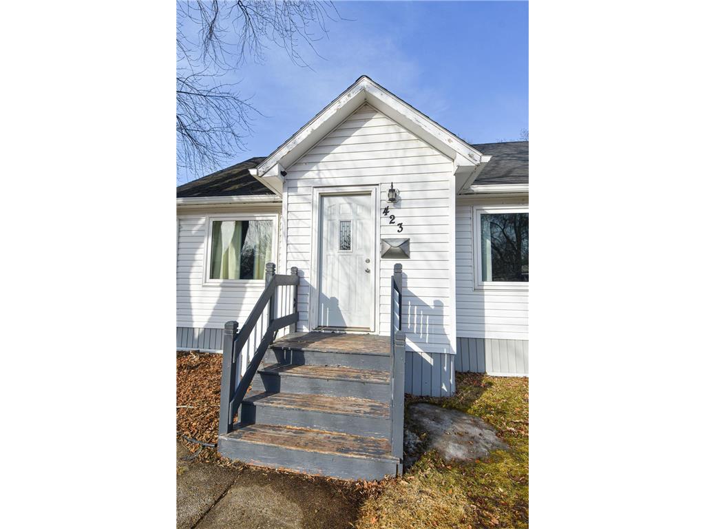 423 Markley Avenue S Thief River Falls MN 56701 6683648 image1